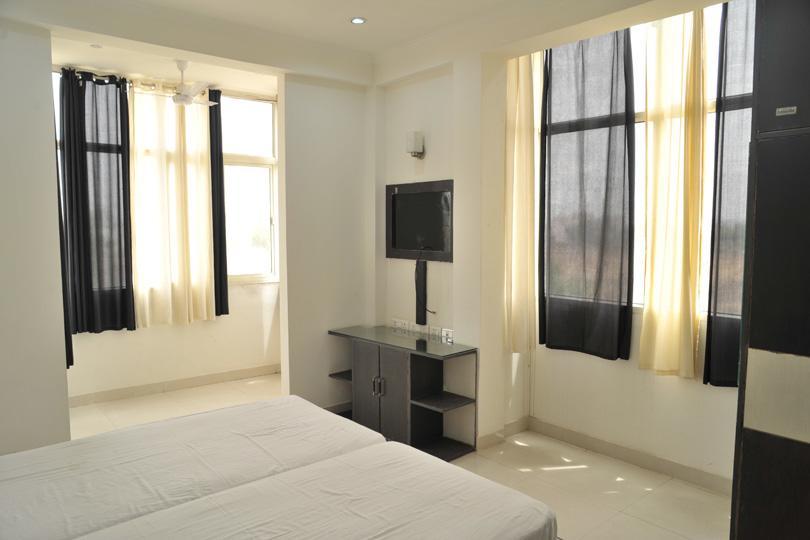 Aura Suites คูร์เคาน์ ภายนอก รูปภาพ